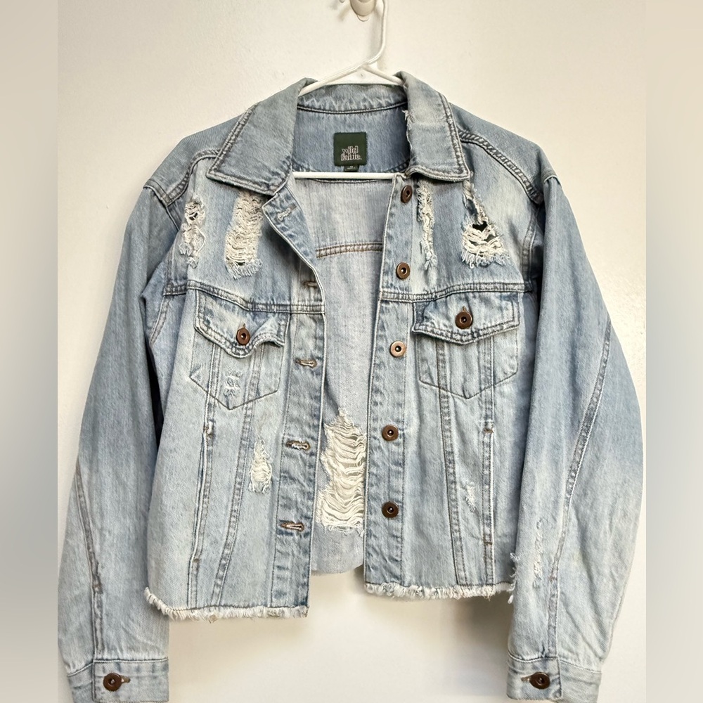 wild fable Light Wash Distressed Cropped Denim Jacket